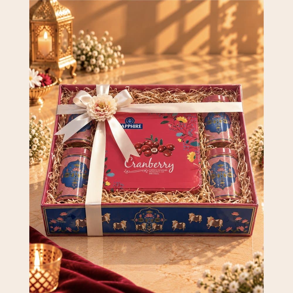 Dry Fruit Hamper - Pichwai Gift Set (4 Tins + Cranberry)
