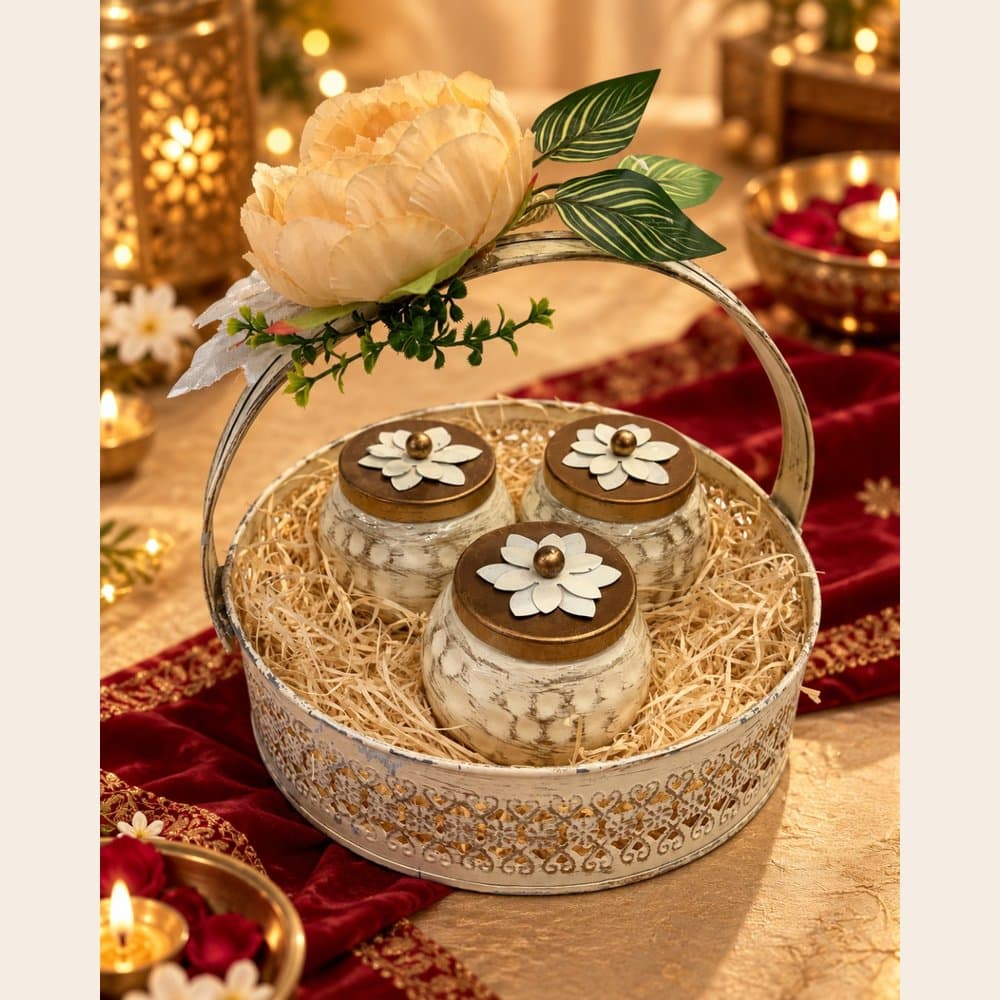 Dry Fruit Hamper - Round Handle Basket (3 Jars)